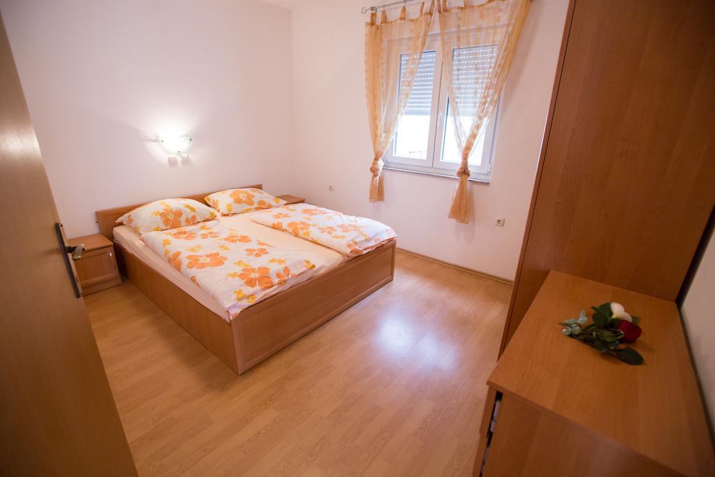 Apartments Dunja Piric Lopar Oda fotoğraf