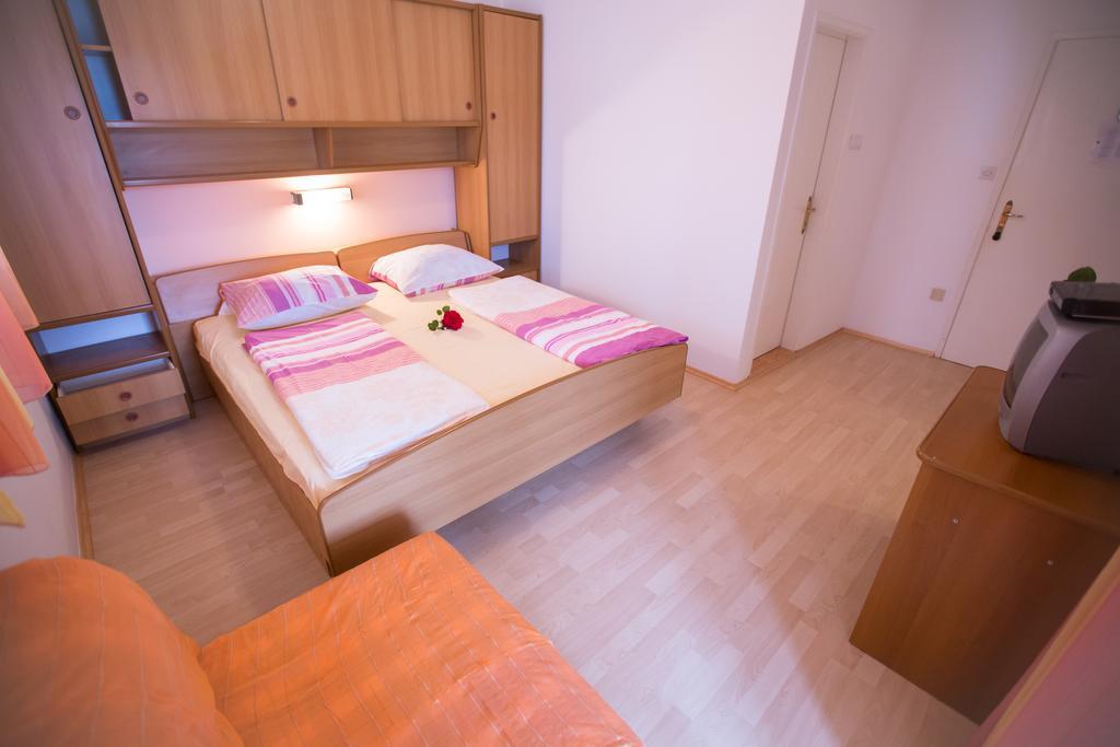 Apartments Dunja Piric Lopar Oda fotoğraf