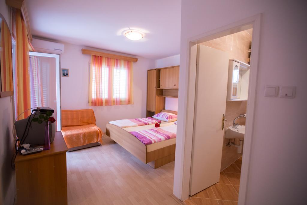Apartments Dunja Piric Lopar Oda fotoğraf